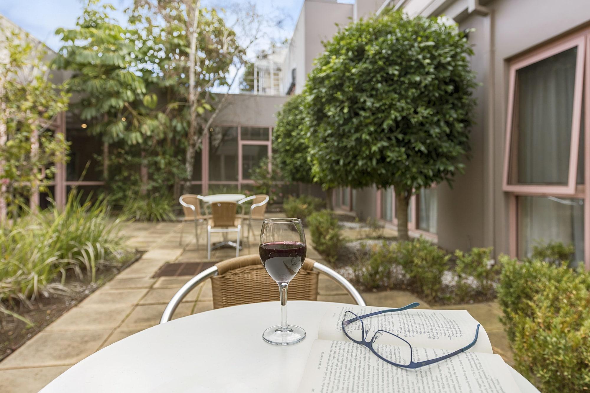 Kimberley Gardens Hotel, Serviced Apartments And Serviced Villas Ville de Ville de Melbourne Extérieur photo