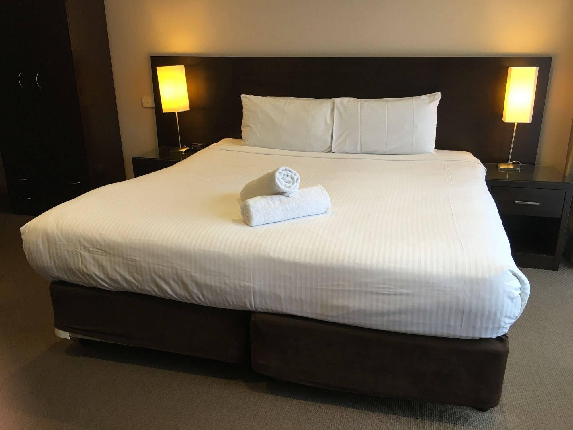 Kimberley Gardens Hotel, Serviced Apartments And Serviced Villas Ville de Ville de Melbourne Extérieur photo