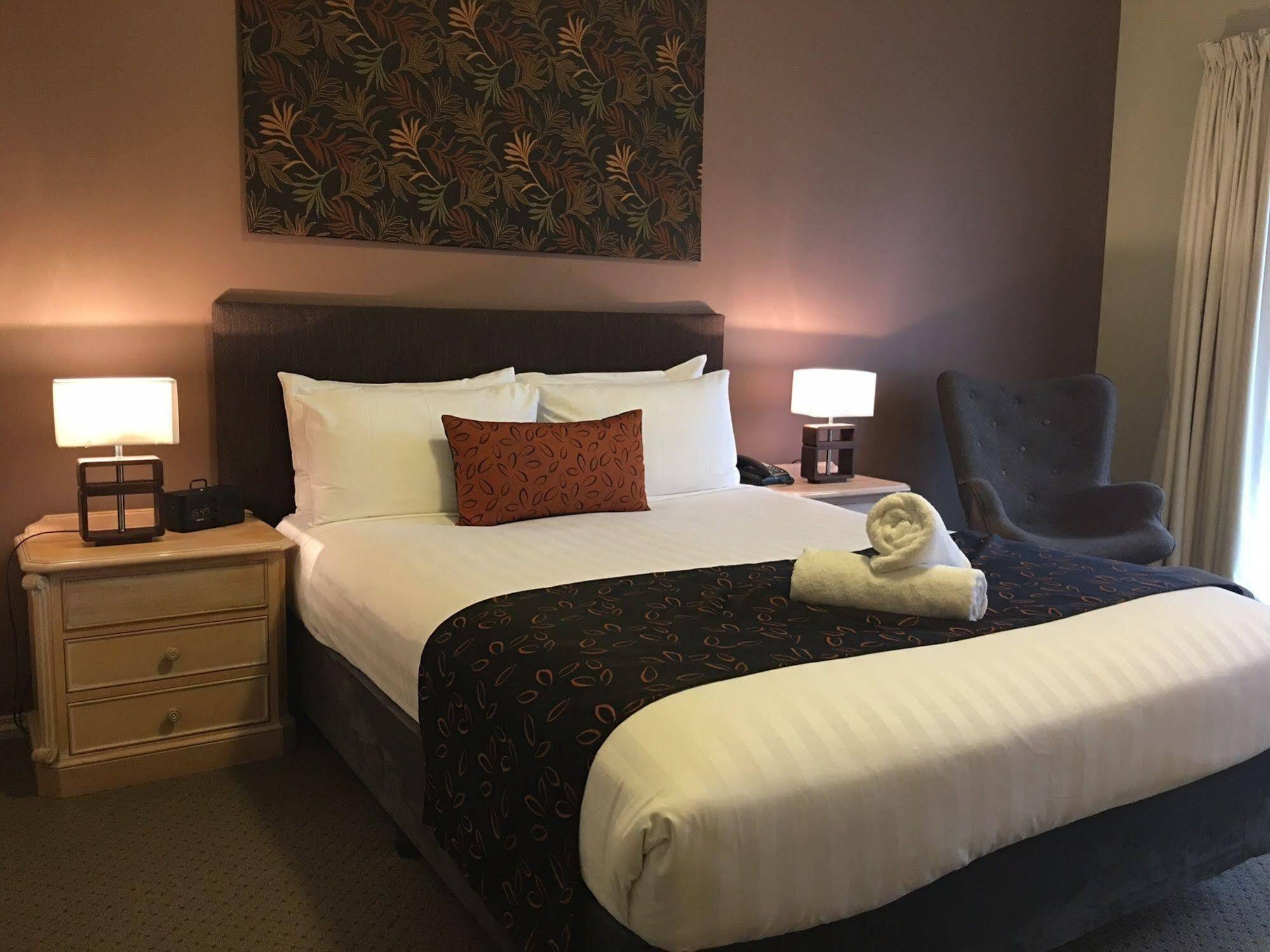 Kimberley Gardens Hotel, Serviced Apartments And Serviced Villas Ville de Ville de Melbourne Extérieur photo